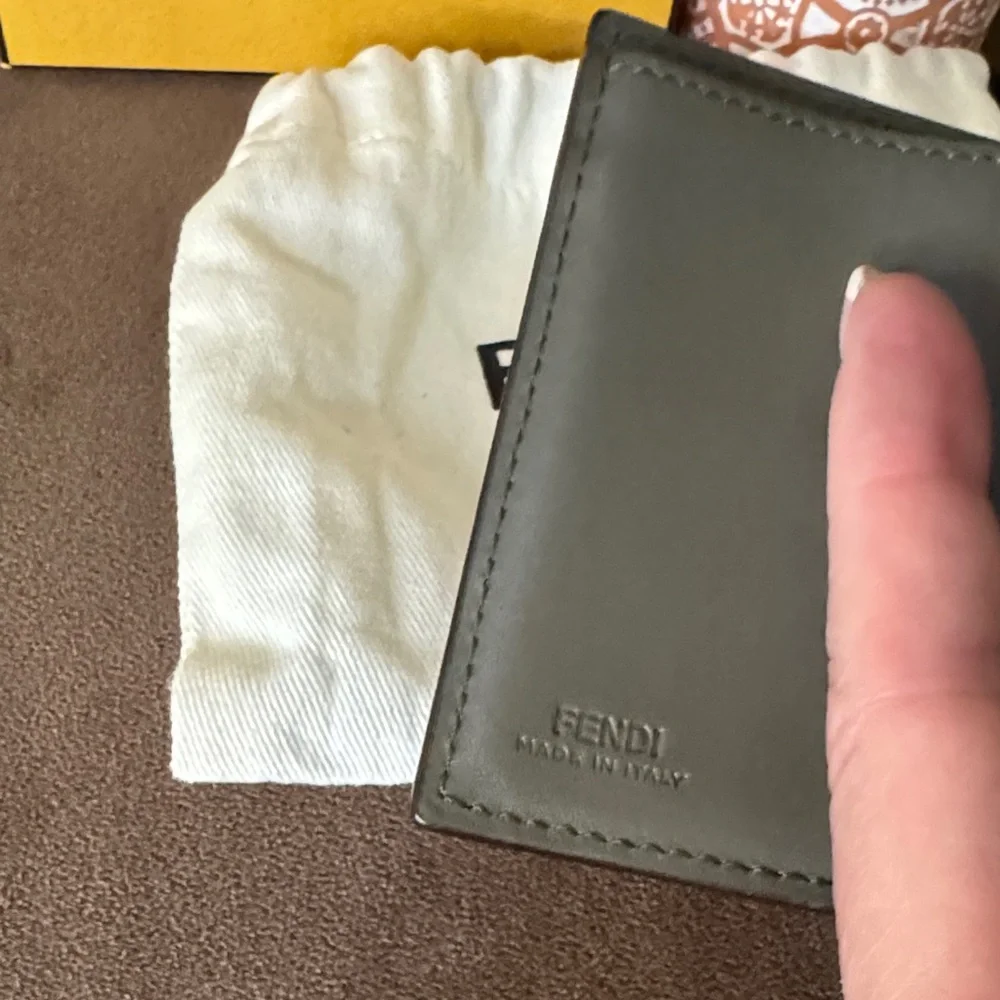 Fendi Olive Green Trifold Compact Wallet w Gold Logo Accent Everything Included - Picture 6 of 9